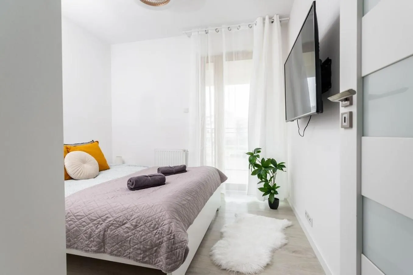 Pinacolada Lux Suite Mokotow Warsaw Apartment
